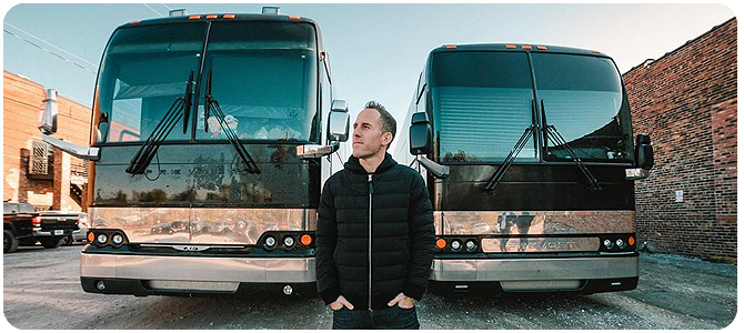 2. TÝDEN ‚Where I Belong‘ TURNÉ: trable tourbusů Simple Plan pokračují