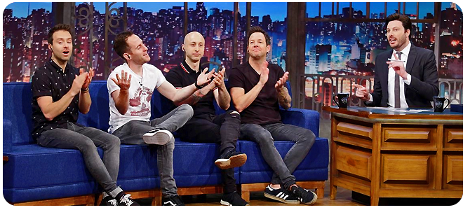 Simple Plan se objevili v nejpopulárnější talk show v Brazílii – The Noite